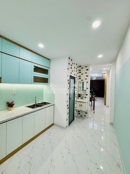 T1741 🔥 sát BV Gia Định Bình Thạnh, SHR, Vuông, HXH, 2 tầng, 2.9x15m, 6.x tỷ