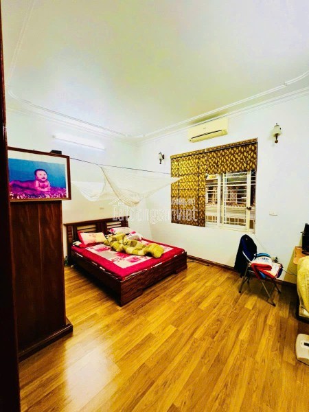 BÁN CĂN HOÀNG CẦU PHÂN LÔ Ô TÔ - HƠN 17 TỶ 46M MT 5.6M 5 TẦNG