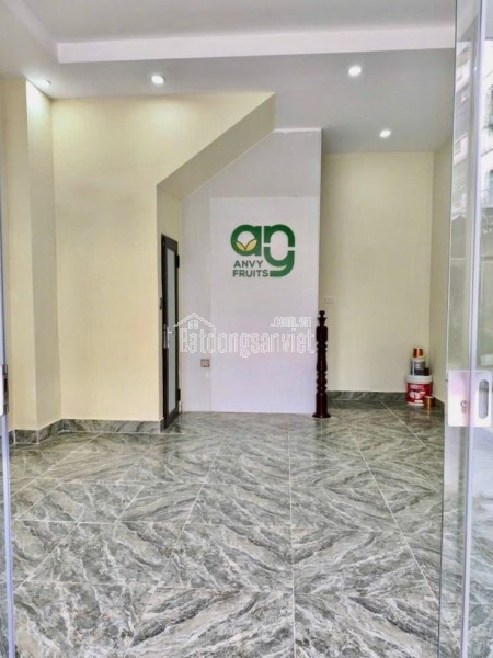 Bán nhà Kim Giang, Hoàng Mai, gần ô tô, 36m2, 8.9 tỷ(CTL)