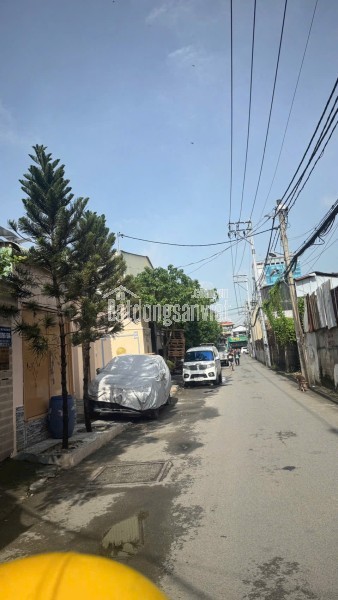 Nhà Linh Đông, 65m2, 2 tầng BTCT, Hoàn Công, Ô tô đổ cổng chỉ Nhỉnh 5 Tỷ