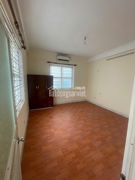 Cho thuê nhà ngõ 244 Nam Dư 4 tầng x 35m2, 8 triệu