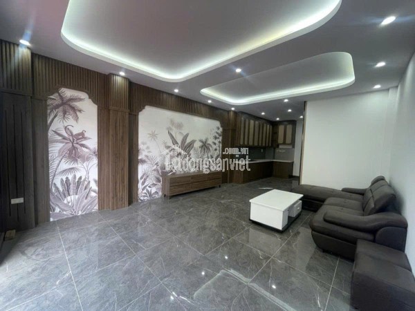 Bán nhà Cổ Linh 45m 6 tầng MT4.5m thang máy đối diện Aeon Mall hơn 13 tỷ