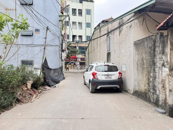 Cần thanh khoản gấp lô đất thôn Chi Đông 5, xã Quang Minh. Đất vuông vắn, đường rộng oto đỗ