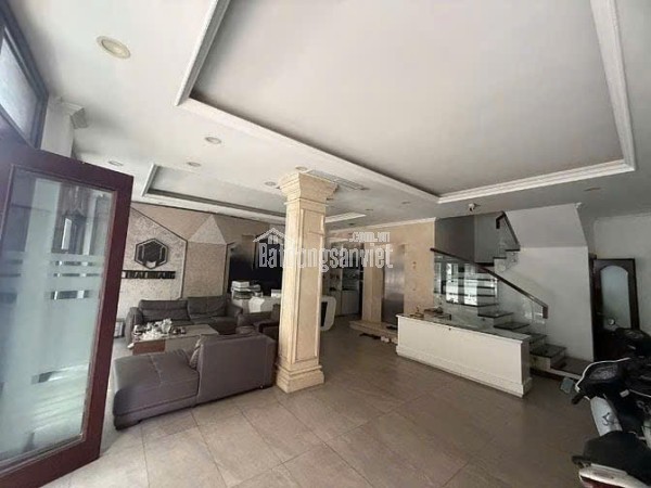 LinhHK cho thuê Mặt bằng C4 Giảng Võ 130m² – MT 8m, Giá 140tr