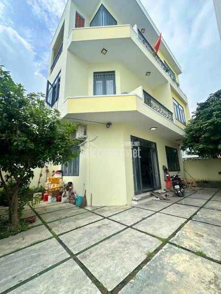 Nhà 3 tầng kiên cố gần KĐT Vĩnh Điềm Trung – sân đậu 2 ô tô