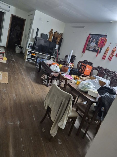 Cho thuê căn hộ chung cư 62 Nguyễn Huy Tưởng, 95 m², 2 phòng ngủ, 2 WC, 12 triệu