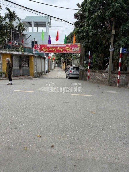 CHÍNH CHỦ GỬI BÁN CĂN 60 M2 BLUE STAR - GIA LÂM, GIÁ 70 TR/M2 - LH 0985865658