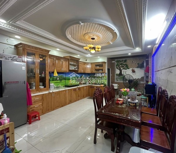 5 tầng 75m2 có 7 tỏi x Nguyễn Ảnh Thủ Tân Chánh Hiệp Quận 12 TP. Hồ Chí Minh.