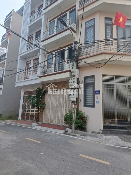 BÁN NHÀ HOÀI ĐỨC, HÀ NỘI-60M-4,5 TẦNG-5 NGỦ- GIÁ CHỈ 9,3 TỶ