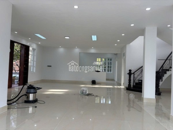 CHO THUÊ MẶT BẰNG VỊ TRÍ ĐẸP – THẢO ĐIỀN, QUẬN 2