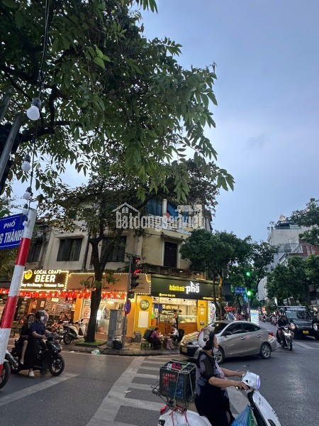 LinhHK cho thuê nhà phố diện tích sử dụng 655m² – 5 tầng, vỉa hè rộng