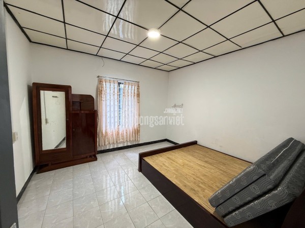 Cho thuê nhà mặt tiền đường Mạc Đĩnh Chi. P 4 tp đà lat