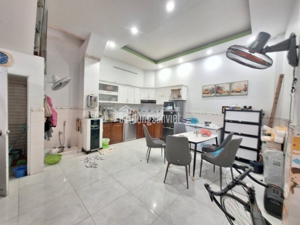 Bán nhà phố 3 tầng, 55m2, đường Số 9, Linh Tây, Thủ Đức, TP HCM. Giá chỉ 4,45 tỷ - Sổ Hồng chính