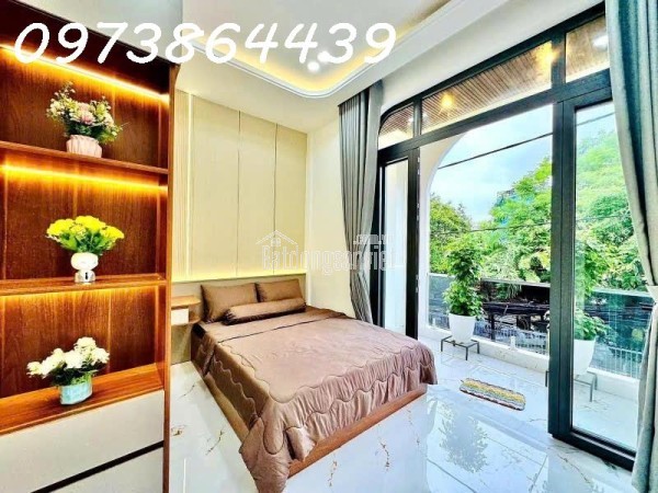 HẺM XE HƠI THÔNG LÂM THỊ HỐ - VÀI BƯỚC CHÂN RA ĐƯỜNG XE TẢI TRÁNH - NHÀ 3 TẦNG ĐÚC KIÊN CỐ VÀO Ở