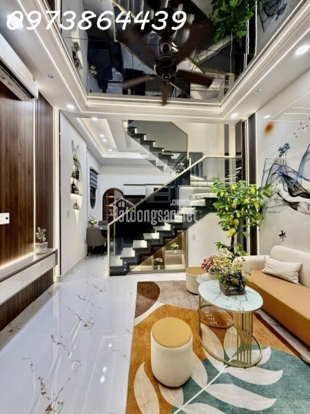 HẺM XE HƠI THÔNG LÂM THỊ HỐ - VÀI BƯỚC CHÂN RA ĐƯỜNG XE TẢI TRÁNH - NHÀ 3 TẦNG ĐÚC KIÊN CỐ VÀO Ở