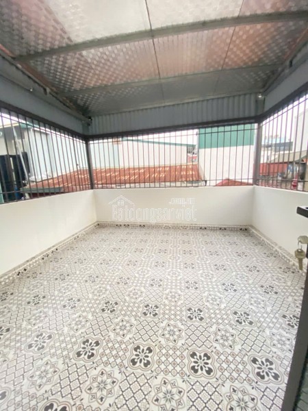 Cho thuê CHDV ngõ 75 Giải Phóng, 42m² x 6 tầng cải tạo được 9PN, 30 Triệu