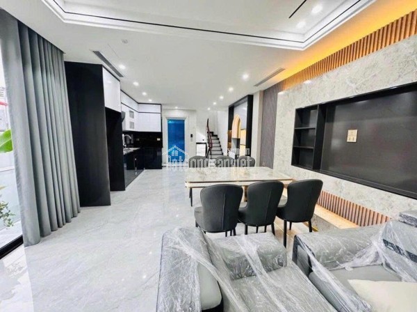 Siêu phẩm Nguyễn Văn Cừ,55m, 8 tầng,lô góc,thang máy,full nội thất sịn,gara,nhỉnh 25 tỷ