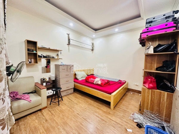 BÁN NHÀ 6 TẦNG DÂN XÂY  CẦU GIẤY – GẦN Ô TÔ  – NGÕ68  QUẬN ỦY – DÂN TRÍ CAO – 9.7 TỶ