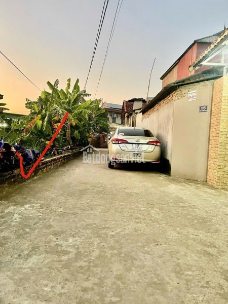 Bán gấp mảnh đất thôn Thanh Trí, Minh Phú, Sóc Sơn. Gần chợ, đường rộng oto đỗ