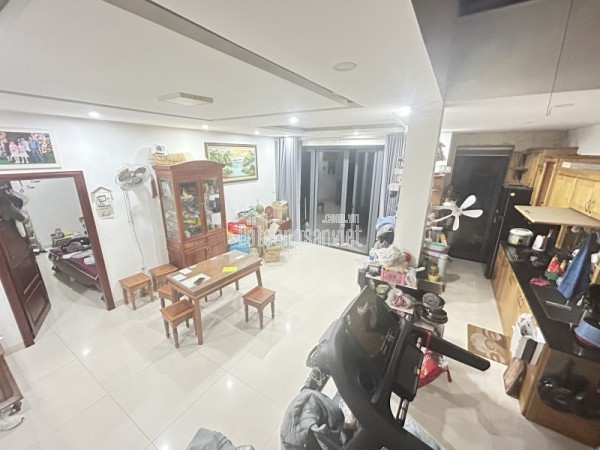 ► MT Núi Thành khu Đại Học, 230m2, ngang 8.2m, 3 mặt thoáng, Giá Đầu Tư 112tr/m2