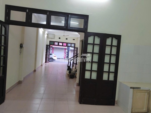 Cho thuê tầng 1 làm cửa hàng văn phòng kinh doanh giá 35 50 triệu