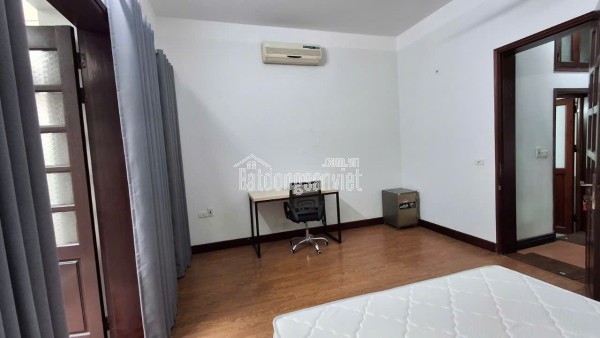 LinhHK cho thuê 50m² Hàng Thiếc 2 ban công, 2 mặt thoáng