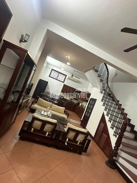 LinhHK cho thuê 50m² Hàng Thiếc 2 ban công, 2 mặt thoáng