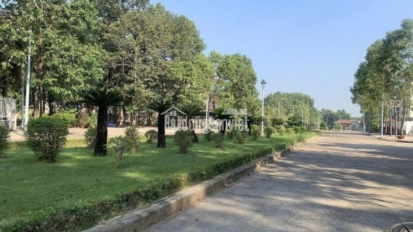 Bán Liền kề khu Biệt thự ven sông Chánh Mỹ, TT Thủ Dầu Một, Bình Dương, view sông Sài Gòn