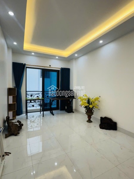 Nhà Đep Bắc Từ Liêm, Ô Tô Đỗ Cửa, 5 Tầng, Diện Tích 30M2 Giá 6,3 Tỷ( Có Thương Lượng)