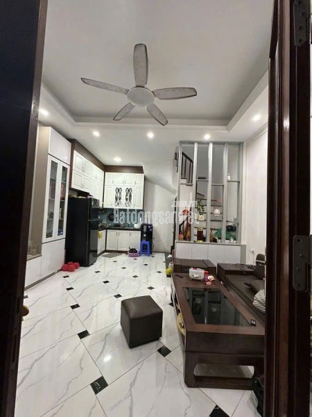 Nhà Đep Bắc Từ Liêm, Ô Tô Đỗ Cửa, 5 Tầng, Diện Tích 30M2 Giá 6,3 Tỷ( Có Thương Lượng)