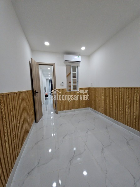 SÁT MẶT TIỀN XE HƠI LÂM VĂN BỀN 
TÂN HƯNG Q7  
DIỆN TÍCH SD 70 M2 
CÓ 4 TỶ