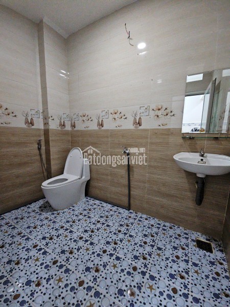 SÁT MẶT TIỀN  Kiều Đàm Him Lam Tân Hưng Q 7
Diện tích SD 120 m2 CÓ 5 TỶ