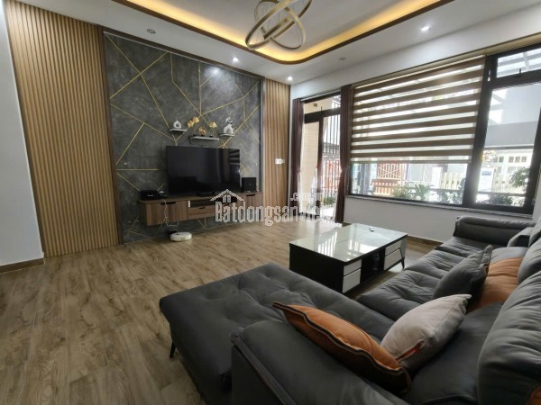 CHO THUÊ NHÀ ĐẸP PHÙ ĐỔNG THIÊN VƯƠNG – P8, ĐÀ LẠT