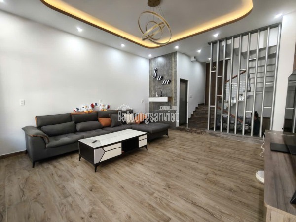 CHO THUÊ KHÁCH SẠN ĐƯỜNG TÔ HIẾN THÀNH – PHƯỜNG 3 – ĐÀ LẠT