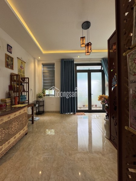 ► Góc Mặt Tiền Đầm Rong gần Chợ Đống Đa, 75m2, 4 tầng,7.x tỷ