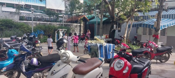 ♣ MT Núi Thành đường 10.5m, 230m2, ngang 8.2m, 3 mặt thoáng, Giá Đầu Tư 112tr/m2