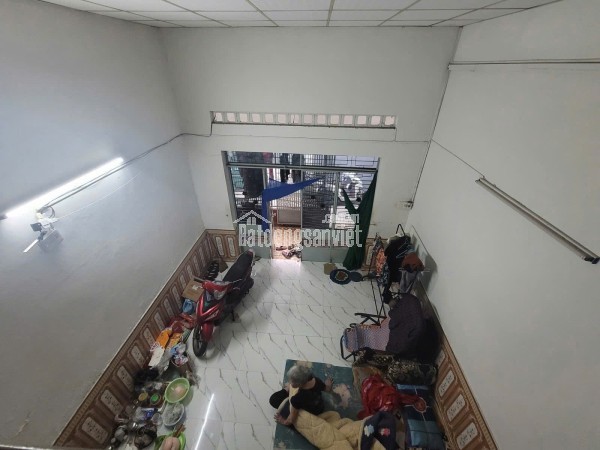 ♣ MT Núi Thành đường 10.5m, 230m2, ngang 8.2m, 3 mặt thoáng, Giá Đầu Tư 112tr/m2