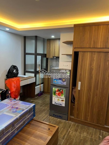 Gà đẻ trứng vàng, CCCM cho thuê 190 triệu/tháng, 28 pkk, t/máy, 8 ô tô đỗ trước mặt, CẦU DIỄN