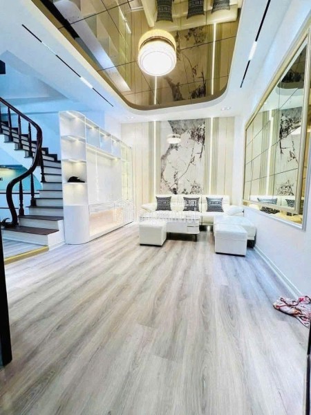 LÔ GÓC SIÊU THOÁNG SÁNG - Ô TÔ ĐỖ CHÂN CẦU THANG- KHU DÂN TRÍ CAO - Vĩnh Phúc 110 m, 3PN,nhỉnh 6 tỷ