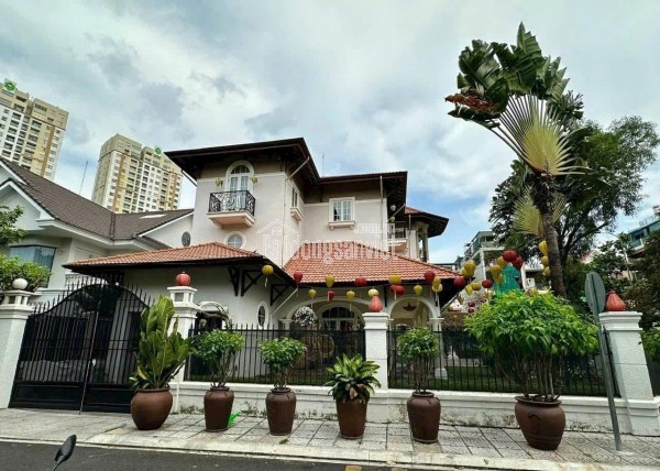 BÁN GẤP CĂN BIỆT THỰ 1.053m² COMPOUND THẢO ĐIỀN - QUẬN 2