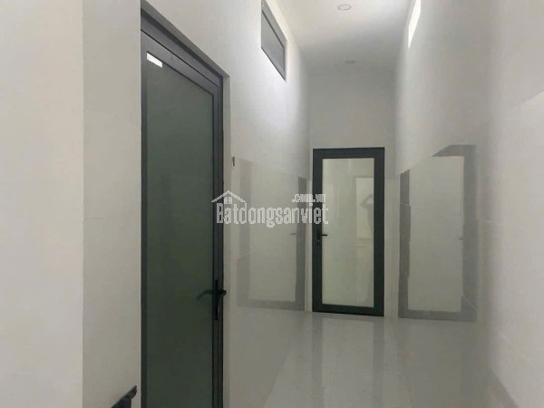 GIẢM GIÁ BÁN GẤP NHÀ 1 TRỆT – 2 LẦU – SÂN THƯỢNG MẶT TIỀN ĐƯỜNG PHÓ CƠ ĐIỀU, PHƯỜNG PHƯỚC HẬU,