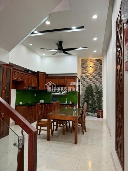 Bán nhà 4 tầng đường 182, Tăng Nhơn Phú A, Q.9, Hồ Chí Minh, diện tích 77m2, giá 7,95  tỷ,