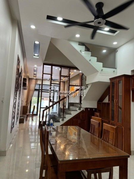 Bán nhà 4 tầng đường 182, Tăng Nhơn Phú A, Q.9, Hồ Chí Minh, diện tích 77m2, giá 7,95  tỷ,