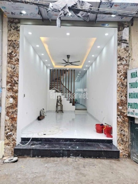 BÁN 50M2 NHÀ MẶT PHỐ HOÀNG QUỐC VIỆT, KINH DOANH, 2 THOÁNG GIÁ 12 ,5 TỶ.