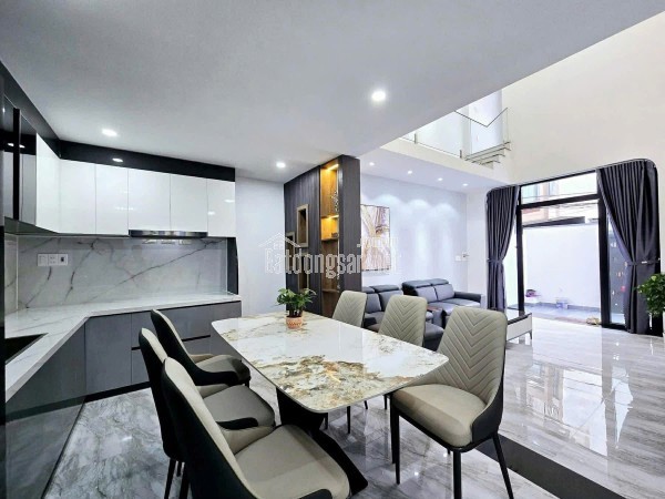 ♣ Góc Mặt Tiền Đầm Rong gần Chợ Đống Đa, 75m2, 4 tầng, 5PN, 7.x tỷ