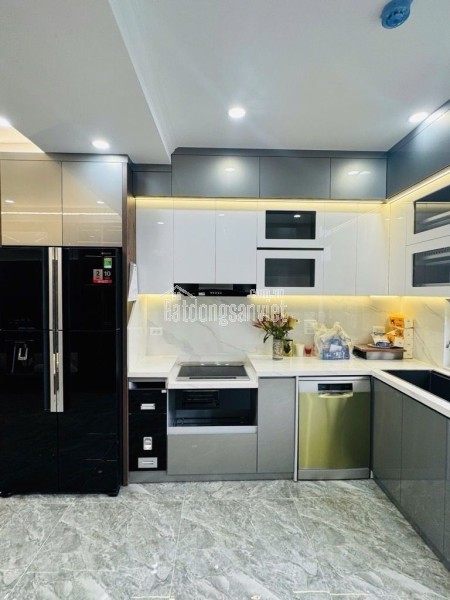 Bán nhà Kim Giang, Hoàng Mai, 10m Ô tô, nở hậu nhẹ, 54m2, 11.6 tỷ(CTL)