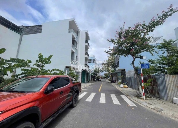 BÁN LÔ GÓC ĐẸP ĐƯỜNG F1&F5 THUỘC TĐC PHƯỚC LONG 1, NAM NHA TRANG.