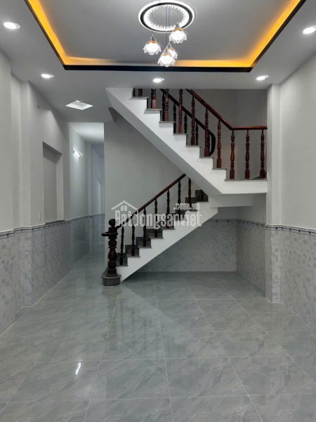 BÁN NHÀ TRUNG CHÁNH CŨ– NAY THUỘC XÃ BÀ ĐIỂM, HÓC MÔN - TPHCM