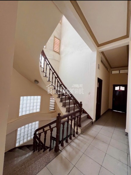 🏠 CHO THUÊ MẶT BẰNG HÙNG VƯƠNG NGANG 9M – TTTP HUẾ