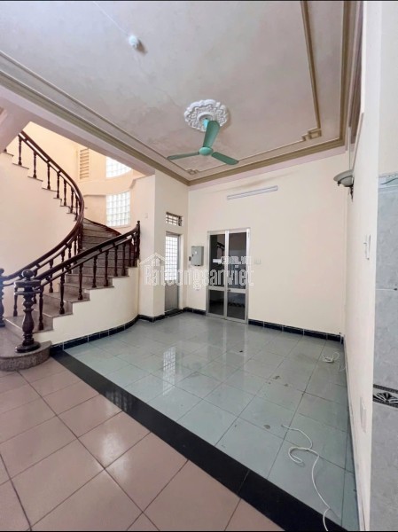 🏡 CHO THUÊ MẶT BẰNG 2 TẦNG – TRUNG TÂM BỜ BẮC HUẾ (SẦM UẤT)